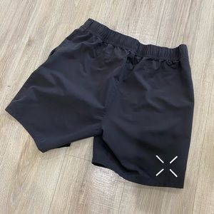 Ten Thousand Foundation Short 7”